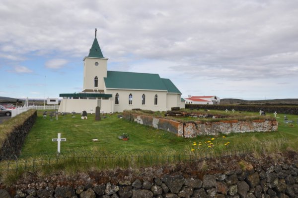 04. Kostelík s hřbitovem v Reykjahlídu