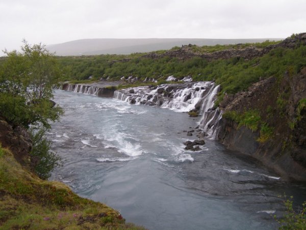 06. Hraunfossar, lvov vodopd